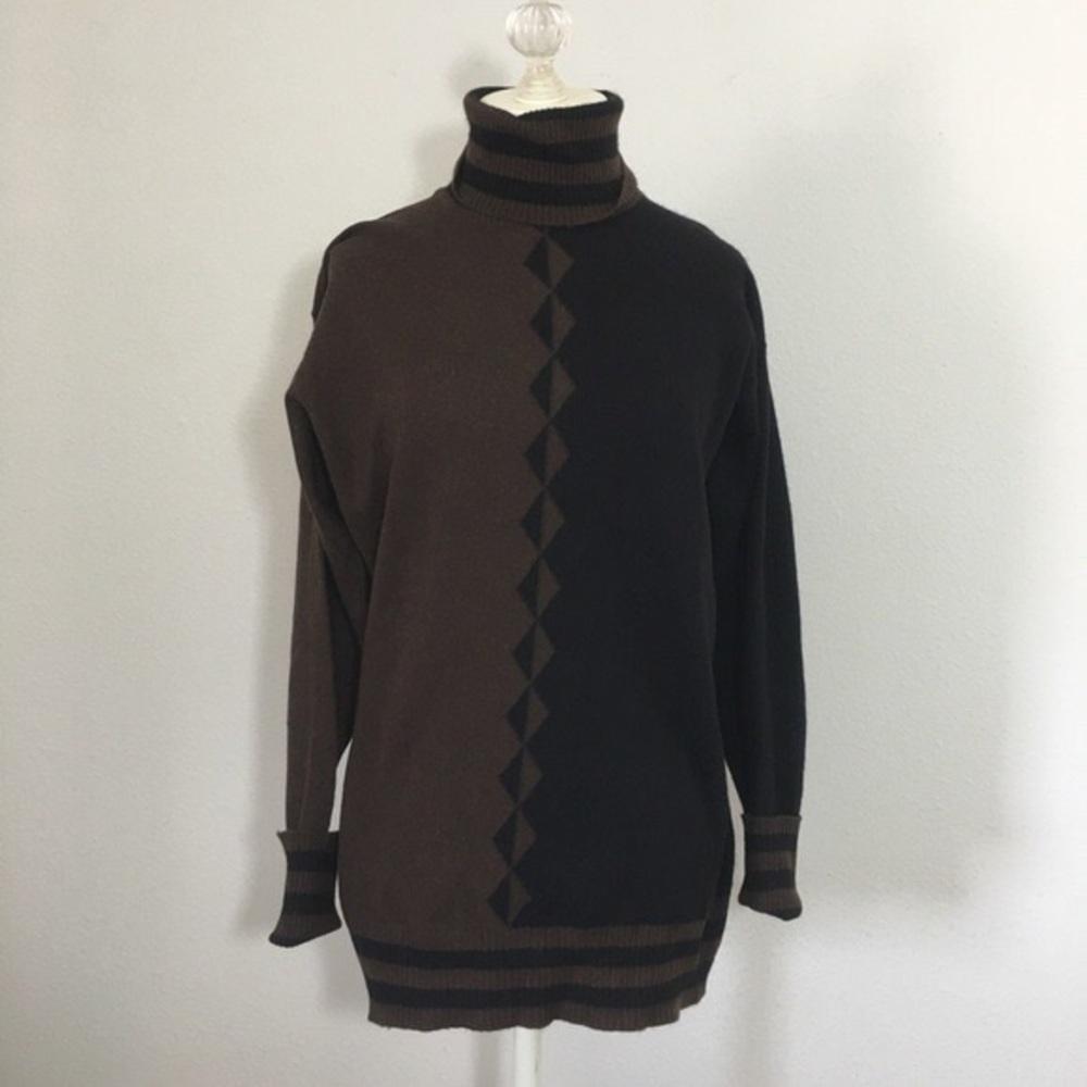 Vintage CHANEL Cashmere Turtleneck Sweater M